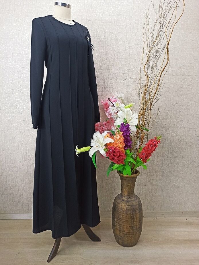 3009GÖĞSÜ BROŞ DETAYLI YUVARLAK YAKA FERMUARLI FERACEQYS 3009 FERACE   #22-01#