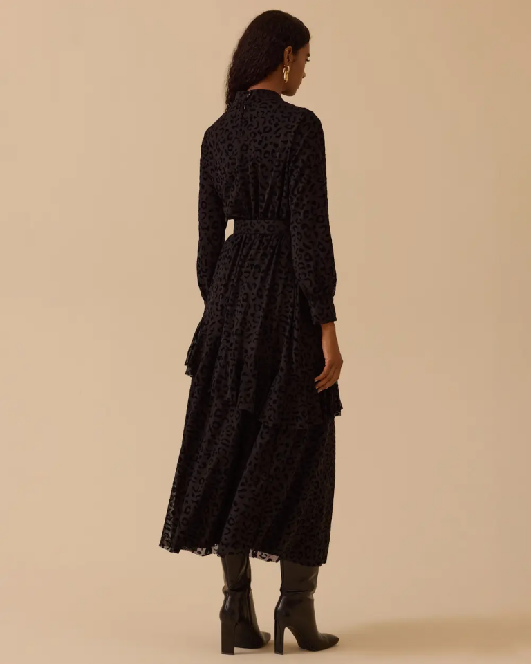 10002521311009 BELİ LASTİKLİ VE KEMERLİ ETEK UCU FIRFIRLI TÜLLÜ ŞIK ELBİSE