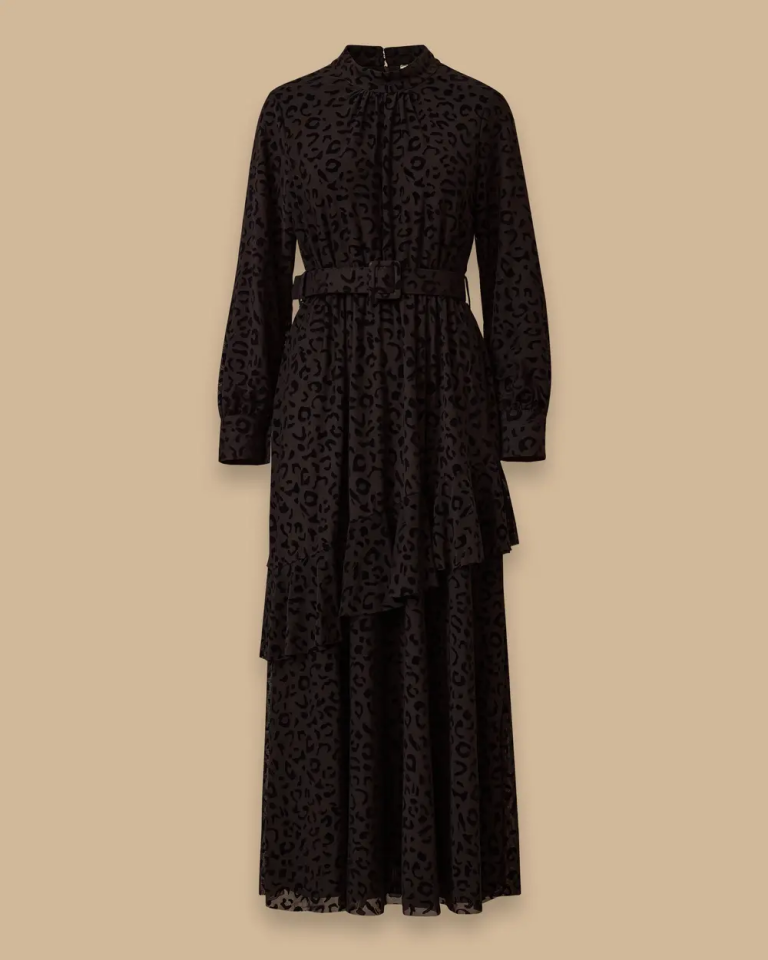 10002521311009 BELİ LASTİKLİ VE KEMERLİ ETEK UCU FIRFIRLI TÜLLÜ ŞIK ELBİSE