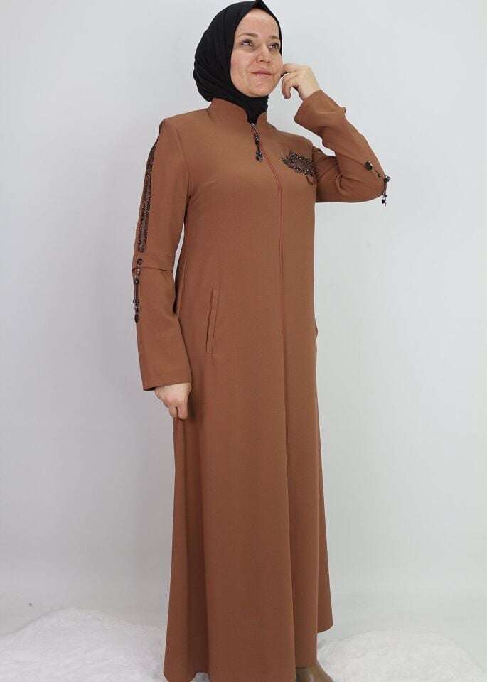 3005GÖĞSÜ ÇINAR YAPRAK DETAYLI FERMUARLI HAKİM YAKA FERACE QYS 3005 FERACE #22-03#