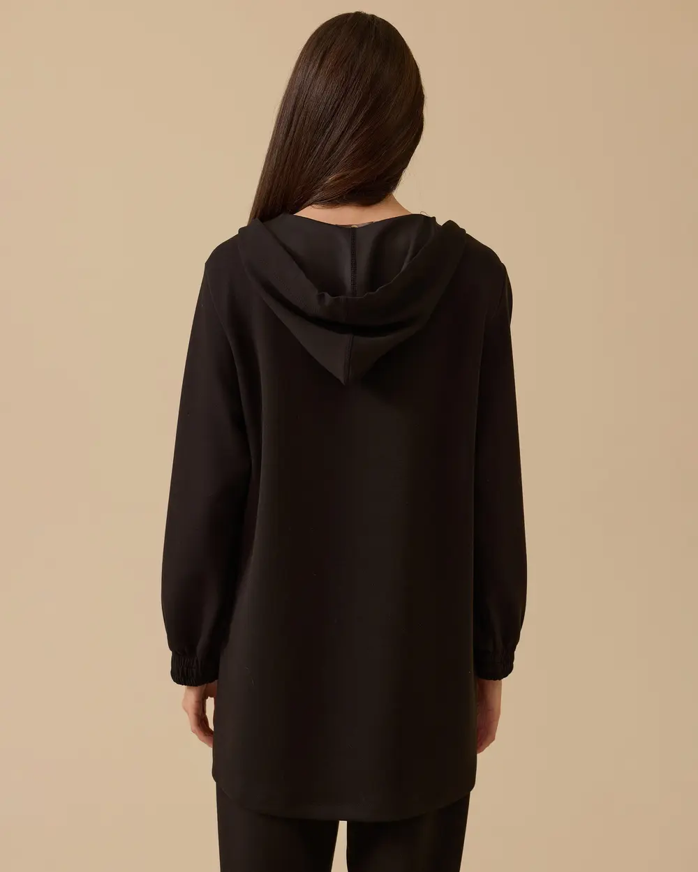 10002522311006 KAPİŞONLU YAKASI TAŞLI İKİ İPLİK SWEATSHİRT