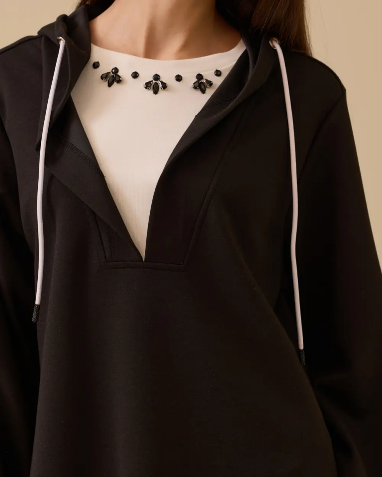 10002522311006 KAPİŞONLU YAKASI TAŞLI İKİ İPLİK SWEATSHİRT