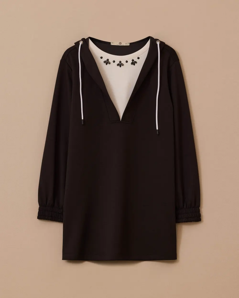 10002522311006 KAPİŞONLU YAKASI TAŞLI İKİ İPLİK SWEATSHİRT