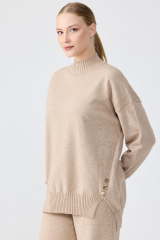 22003 YANLARI DÜĞMELİ TRİKO İKİLİ TAKIM