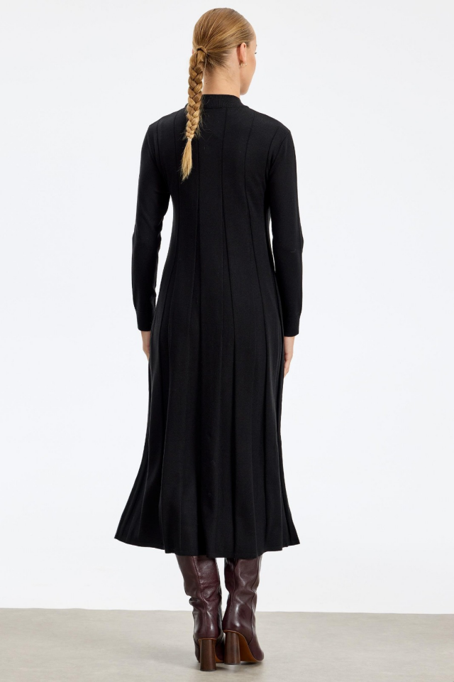 21605 KALIN PİLİSELİ TRİKO ELBİSE