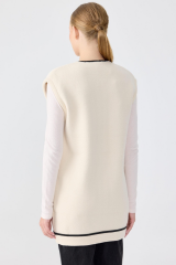 22019 CEP DETAYLI TRİKO YELEK