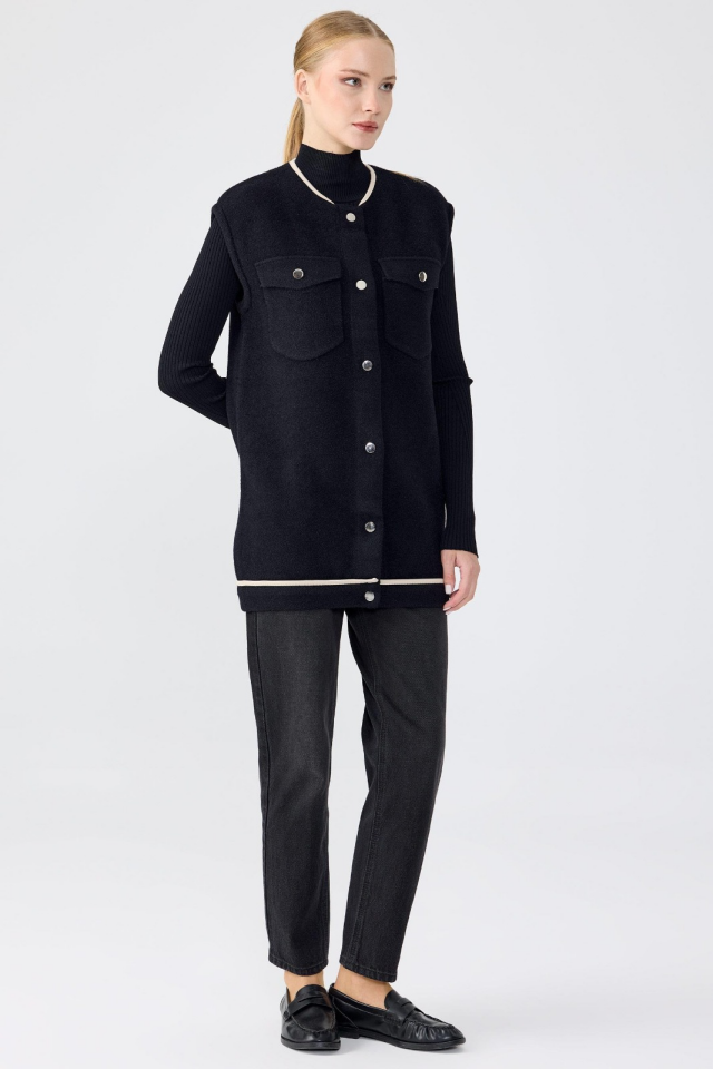 22019 CEP DETAYLI TRİKO YELEK