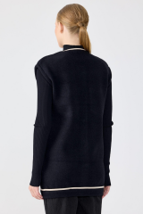 22019 CEP DETAYLI TRİKO YELEK