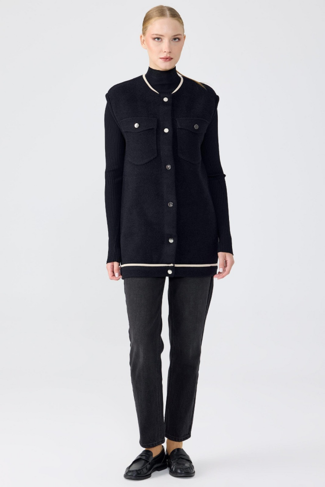 22019 CEP DETAYLI TRİKO YELEK