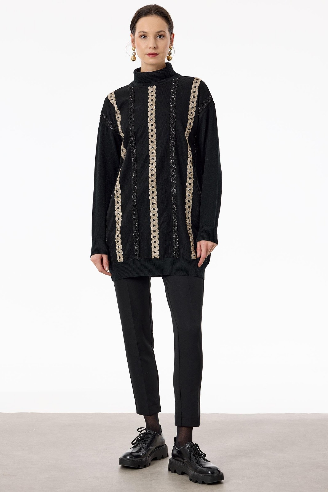 21829 ŞÖNİL SAÇ ÖRGÜ İŞLEMELİ BALIKÇI YAKA TRİKO TUNİK