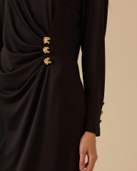 1023 KARINDAN BÜZGÜLÜ KOL UCU DÜĞMELİ SANDY ELBİSE 10002521311023