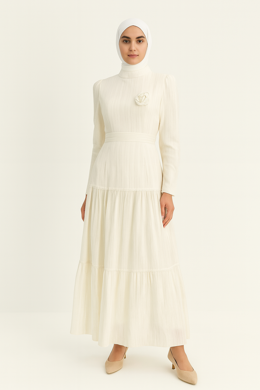 63078 SIFIR YAKA ETEĞİ KAT DETAYLI ÖNÜ ÇİÇEK ARMALI MÜSLİM KUMAŞ ELBİSE #03-25#