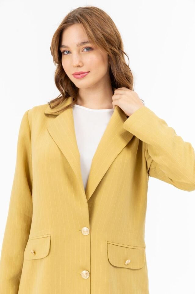 2124 KRUVAZE YAKA ÖNÜ DÜĞMELİ ÖNDEN CEPLİ ÇİZGİ DETAYLI KETEN KAP #05-25#