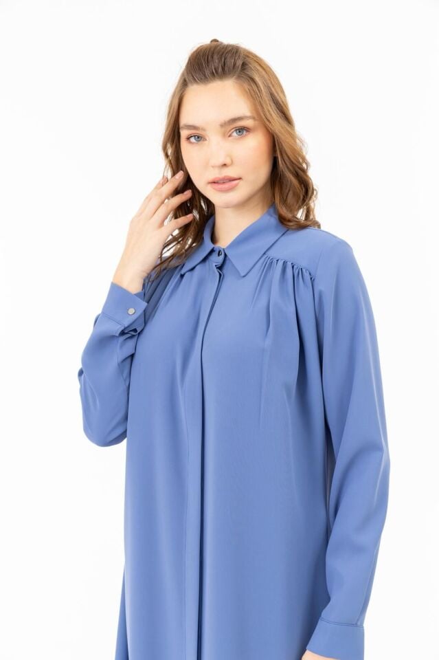 2098 GÖMLEK YAKA ÖNDEN GİZLİ DÜĞMELİ GÖĞÜSTEN ROBA DETAYLI GÖMLEK TUNİK #05-25#