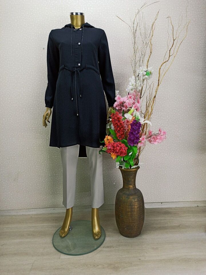 5147GİY ÇIK BELİ BAPLAMALI YAKASI ZİNCİR ÖNÜ DÜĞME DETAYLI KAPÜŞONLU KAP QYS KAP 5147 #22-09#