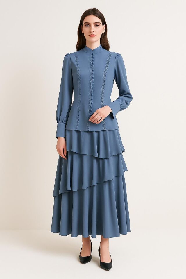 100810 ETEKLİ TAKIM ÜST HAKİM ÖNÜ ŞERİT DANTELLİ KOL UCU VE FERMUARLI KETEĞİ KATLI BELİ FERMUARLI