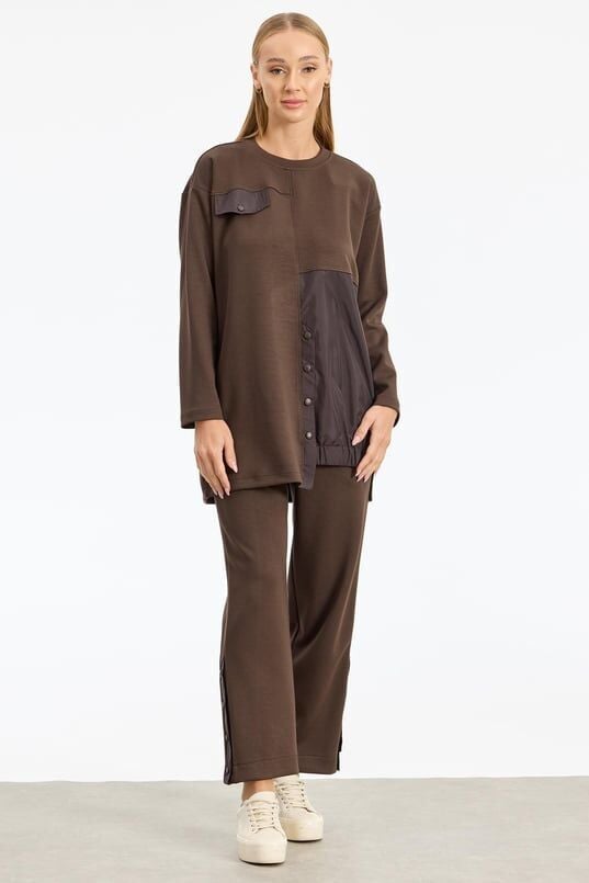 1956.01 ASİMETRİK KESİMLİ TEKNİK KUMAŞ KOMBİNLİ TAKIM QKS