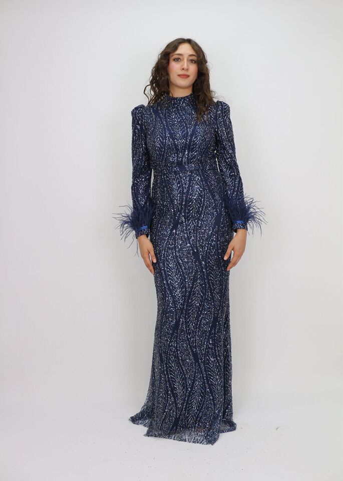 4466 ABİYE ELİBSE ÖNÜ VE ARKASI BOYDAN BONCUK İŞLEMELİ KOL UÇLARI TÜYLÜ TASARIM ABİYE ELBİSE #24-010