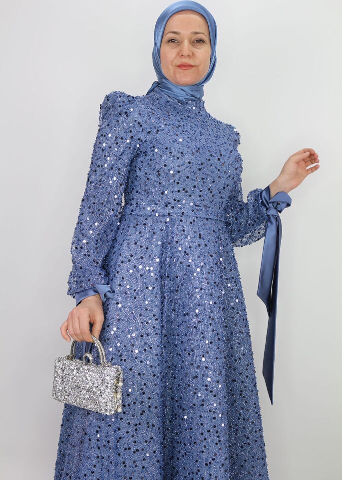 4457 ABİYE ELBİSE ÖNÜ VE ARKASI BOYDAN BONCUK İŞLEMELİ KOL UÇLARI KURDALE MİDİ BOY TASARIM ABİYE ELBİSE #24-010