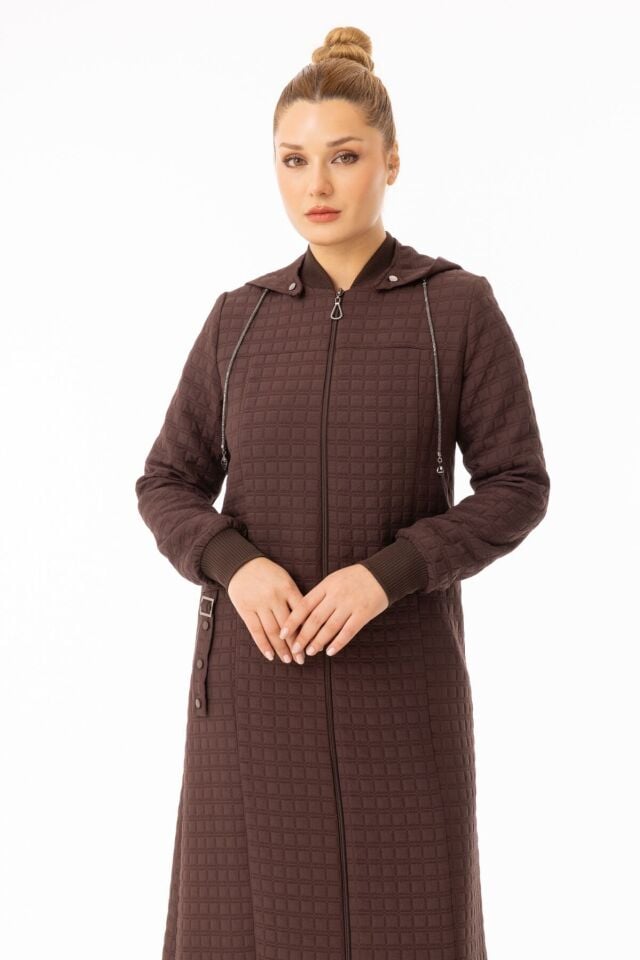 5589 BOYDAN FERMUARLI KOL UCU VE YAKASI TRİKO LASTİK DETAYLI KAPİŞONLUYENİ KUTU DESEN  KAPİTONE FERACE#26#