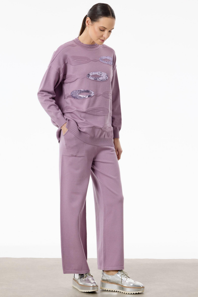 TKM.21750.1	ÖNÜ PAYET DETAYLI PANTOLONLU TRİKO TAKIM #11-25#