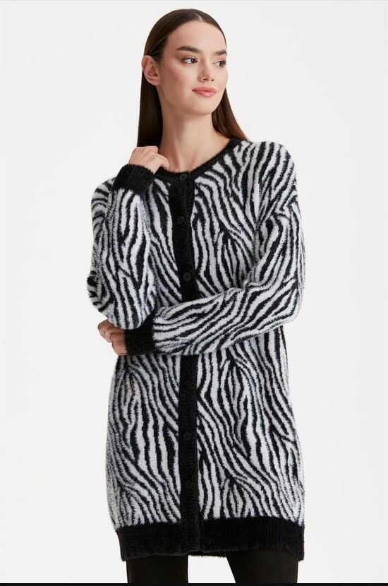 21283 ZEBRA DESENLİ TRİKO HIRKA 2 - SİYAH