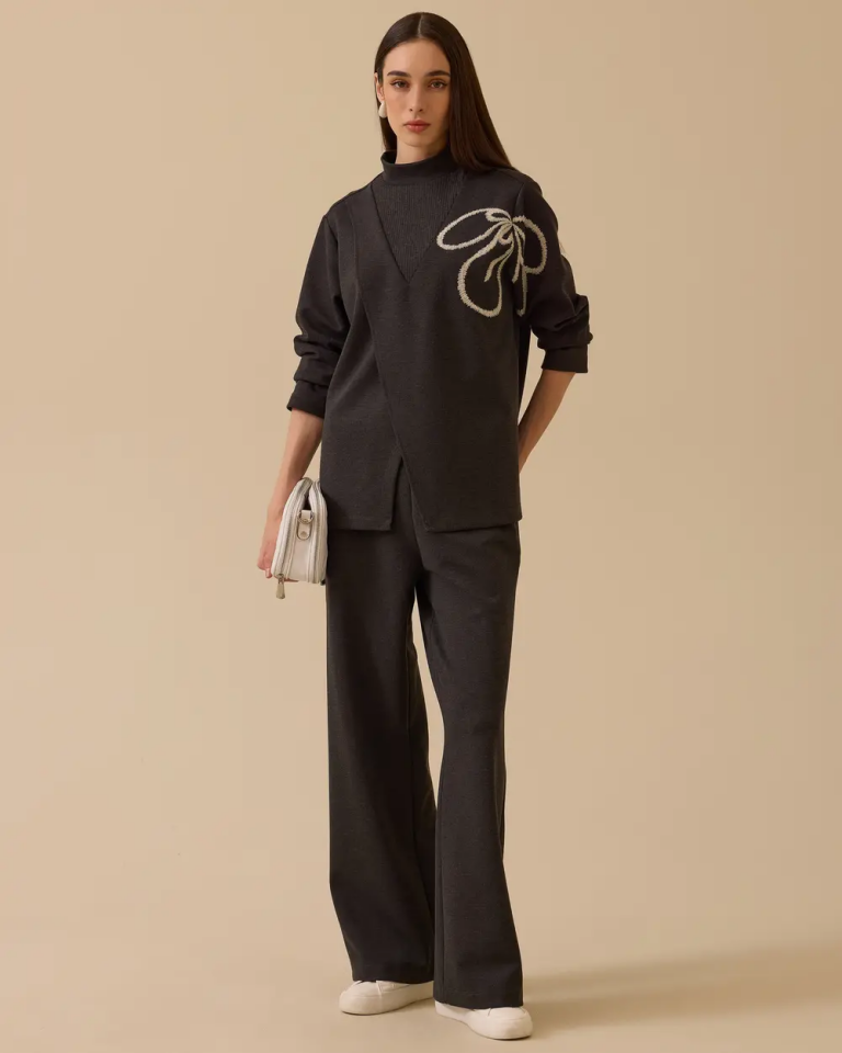 1020 ÖNÜ YIRTMAÇLI KOLU VE ÖN KISMI İŞLEME DETAYLI GÜNLÜK SWEATSHİRT 10002522311020 #12-25#