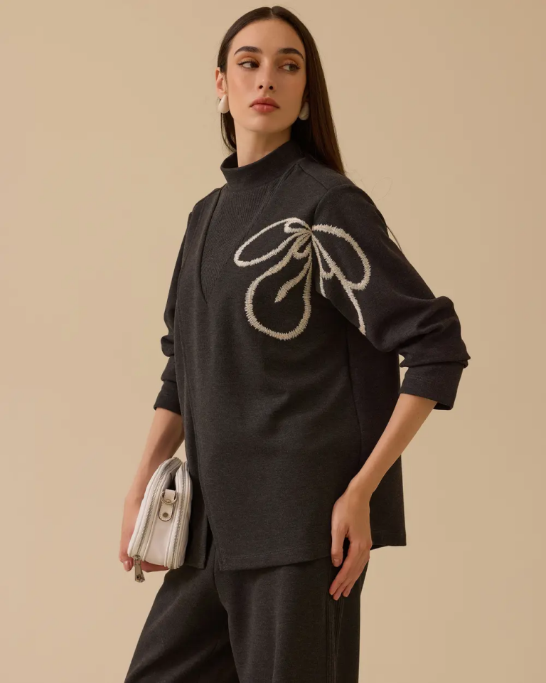 1020 ÖNÜ YIRTMAÇLI KOLU VE ÖN KISMI İŞLEME DETAYLI GÜNLÜK SWEATSHİRT 10002522311020 #12-25#