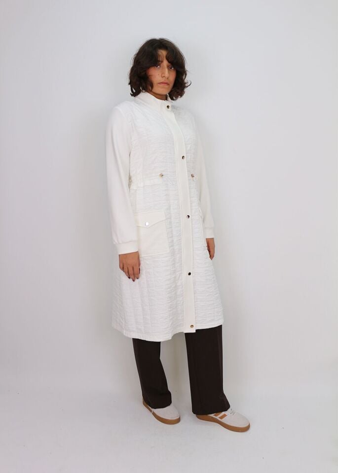 1204 ÖNÜ ÇIT ÇIT VE FERMUAR DETAYLI BELİ LASTİK DETAY HAKİM YAKA KAPİTONE UZUN KAP QKS #24-10#