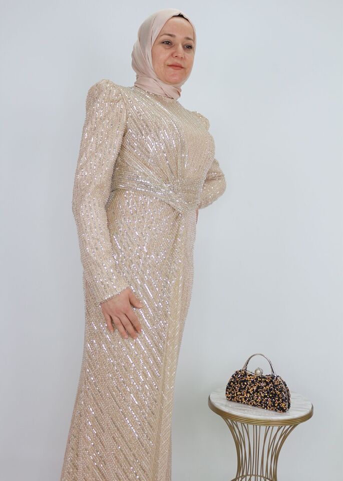 4452 ABİYE BOYDAN BONCUK VE PUL İŞLEMELİ ÖNÜ DETAYLI ABİYE ELİBSE QKS ABİYE #2410#