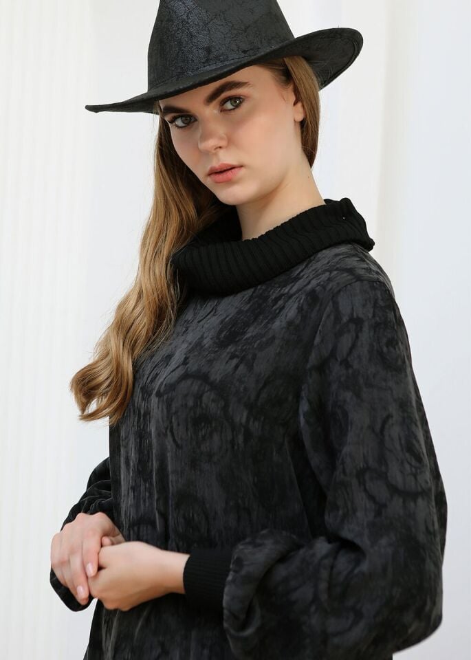 43302 BALIKÇI YAKA KOL UCU LASTİKLİ ALT KISMI DETAYLI KENDİNDEN DESENLİ ELBİSE