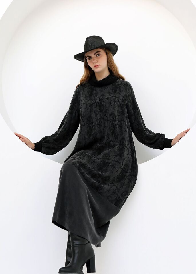 43302 BALIKÇI YAKA KOL UCU LASTİKLİ ALT KISMI DETAYLI KENDİNDEN DESENLİ ELBİSE