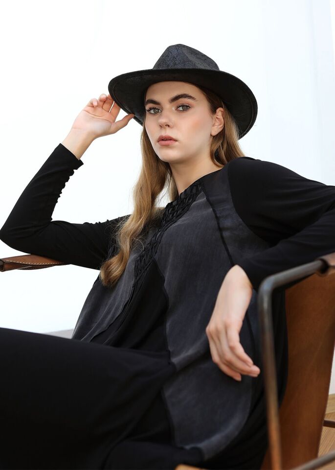 43306 ÖNÜ FİLE DETAYLI SIRTI SANDY KUMAŞ ŞALVAR TİPLİ ELBİSE