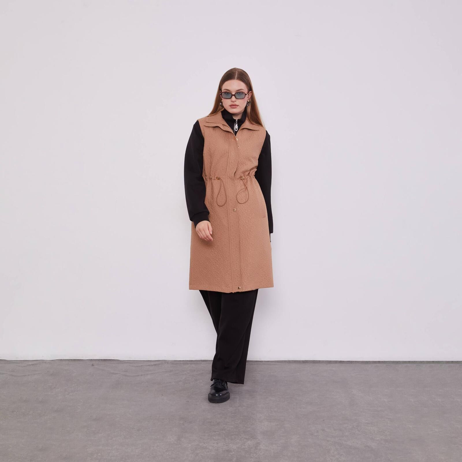 710032 ÖNÜ FERMUARLI BELİ LASTİKLİ CEPLİ KAPİTONE YELEK #12-25#