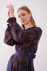 330325 SIFIR YAKA KOL UCU LASTİKLİ ÖNÜ KENDİNDEN DESENLİ ETEK UCU KAT DETAYLI KUPRA ELBİSE #12-25#