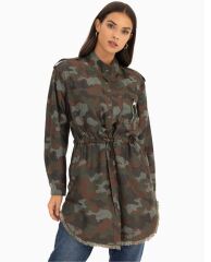 1065 CEKET KAMUFLAF DESENLİ BELİ BÜZGÜLÜ ARMALI TİFSİTMELİ APLETLİ CEP DETAYLI CEKET