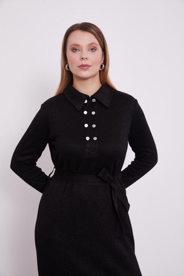 330257 ÖNÜ GÖĞÜSE KADAR YARIM DÜĞMELİ YAKA VE KOL UCU SÜET DETAYLI KAŞMİR ELBİSE