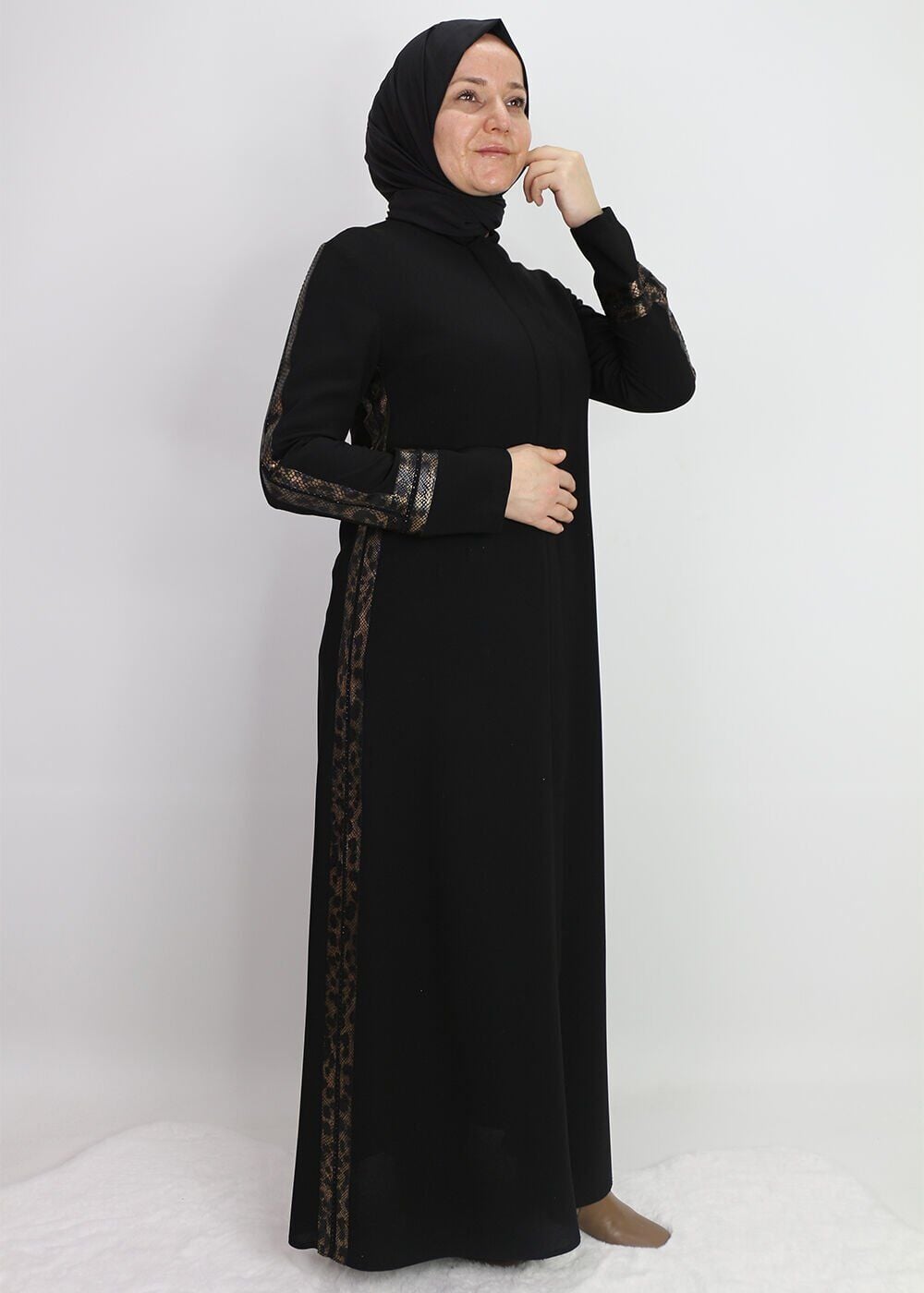 2002KOLLARI FİLE DETAYLI GİZLİ FERMUARLI YUVARLAK YAKA FERACE QYS 2002 FERACE #21-04#