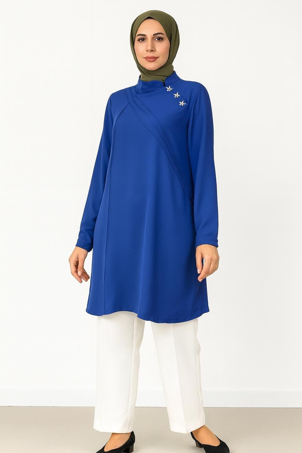 1519 KOLLARI MANŞETLİ YAKA KISMI ÇITÇIT DETAYLI ÖN KISMI OMUZDAN YARIYA KADAR DİKİŞ GÖRÜNÜMLÜ TUNİK #05-25#