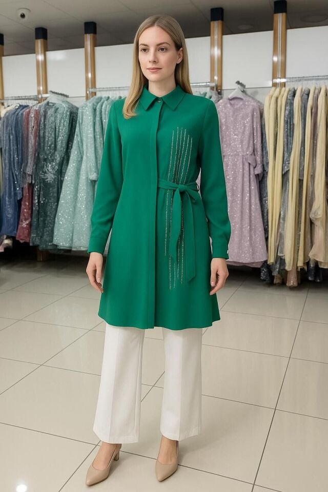 25210 ÖNÜ GİZLİ DÜĞMELİ YANDAN TAŞ DETAYLI VE BAĞLAMALI ŞIK GÖMLEK TUNİK #05-25#