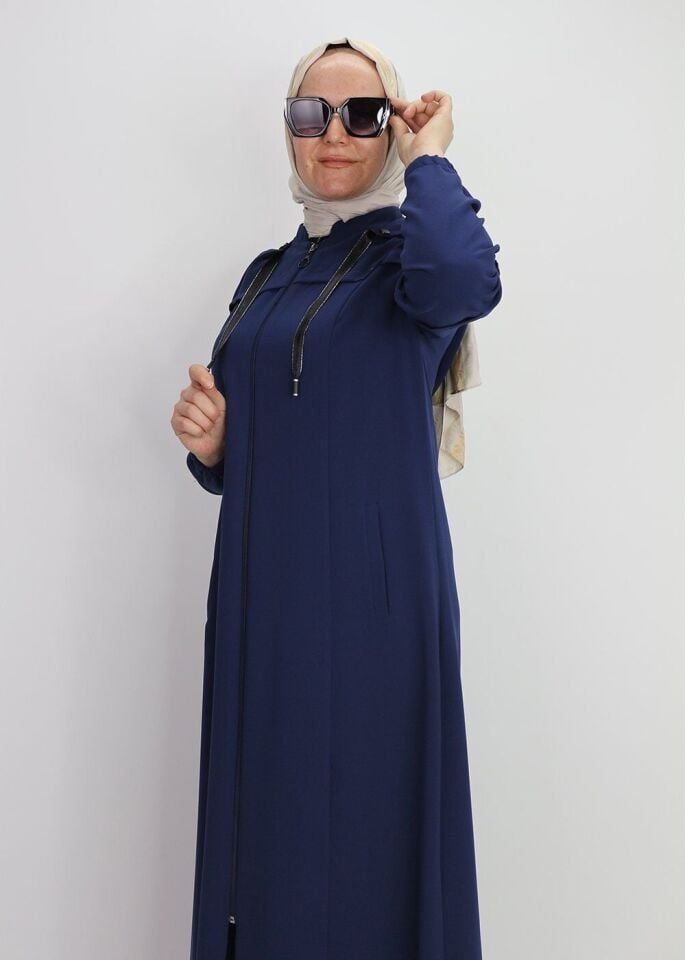 4048KOLLARI ŞERİT DETAYLI KOL UCU LASTİKLİ KAPÜŞONLU FERACE #23-01# QYS 4048 FERACE