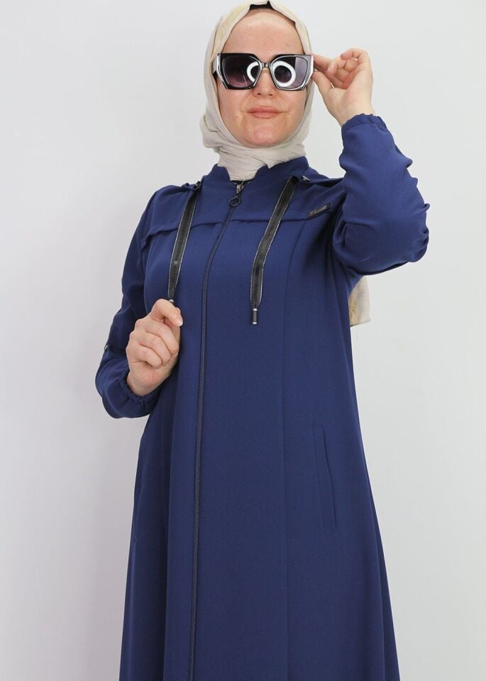 4048KOLLARI ŞERİT DETAYLI KOL UCU LASTİKLİ KAPÜŞONLU FERACE #23-01# QYS 4048 FERACE