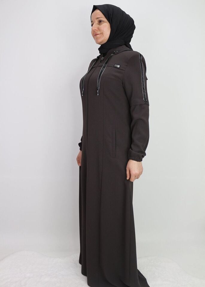 4048KOLLARI ŞERİT DETAYLI KOL UCU LASTİKLİ KAPÜŞONLU FERACE #23-01# QYS 4048 FERACE