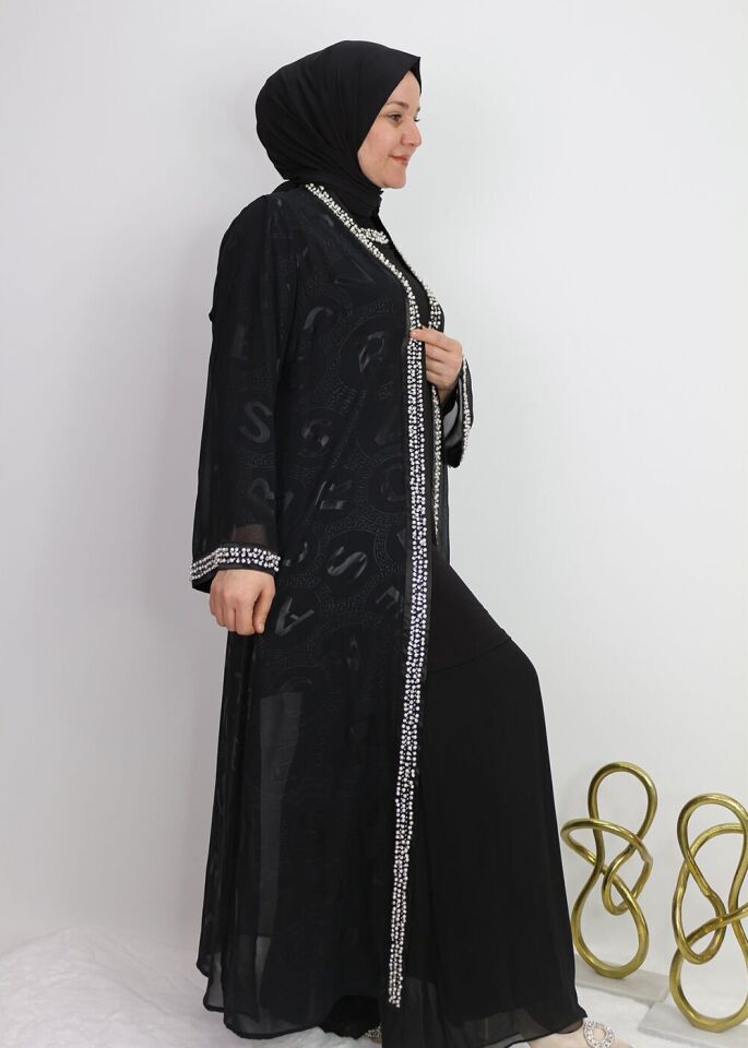 40993 İÇ BLUZ KISA SANDY KUMAŞ YAKASI BONCUK DETAYLI ÜZERİNDEKİ SİFON TÜLÜ HARF BASKILI KENARI VE KOL UCU BONCUK DETAYLI YIRTMAÇLI ŞIK TAKIM