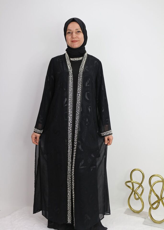 40993 İÇ BLUZ KISA SANDY KUMAŞ YAKASI BONCUK DETAYLI ÜZERİNDEKİ SİFON TÜLÜ HARF BASKILI KENARI VE KOL UCU BONCUK DETAYLI YIRTMAÇLI ŞIK TAKIM