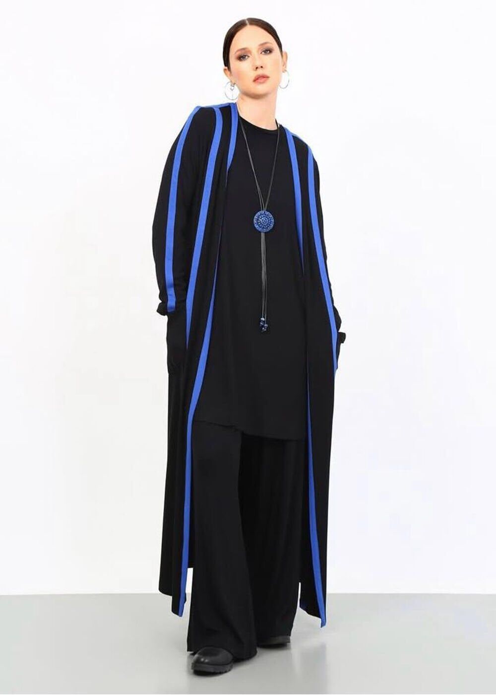 41920 KOLLARI VE ÖNÜ ŞERİT DETAYLI CEPLİ İKİ İPLİK İÇ KOLU UZUN ŞIK ÜÇLÜ SPOR TAKIM