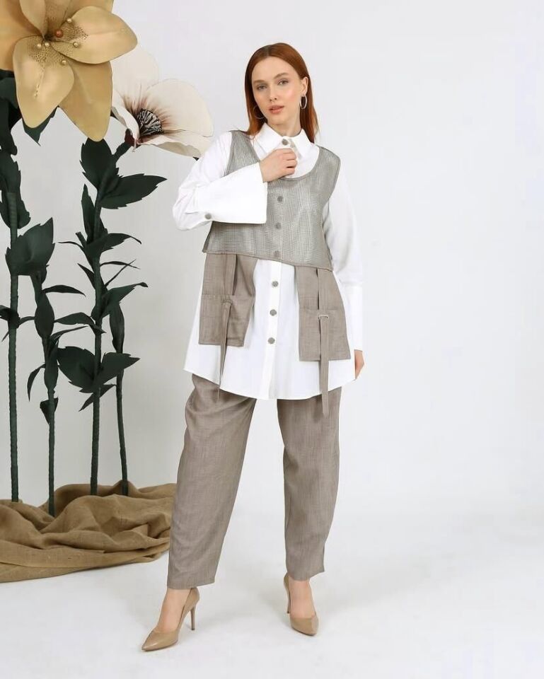 42802 İÇ ÖNÜ DÜĞMELİ GÖMLEK YAKA KOLU VOLAN ÜST FİLE DETAYLI PANTOLONUN BELİ LASTİKLİ BOL PAÇA ŞIK 3LÜ TAKIM