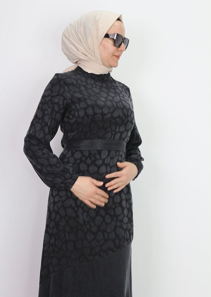 5011 KOL UCU LASTİKLİ HAKİM YAKA BELİ KEMERLİ ALT KISMI VOLANLI ÇİÇEK DESENLİ KUPRA ELBİSE #01-25#