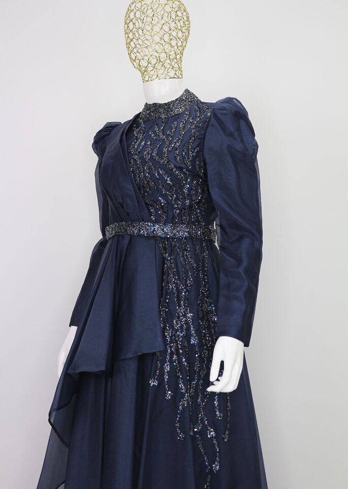 108 YAKASI VEK ÖNÜ TAŞ İŞLEMELİ ETEĞİ TÜL DETAYLI SIFIR YAKA TASARIM ABİYE ELBİSE QYS ABİYE ELBİSE 108 #23-03#