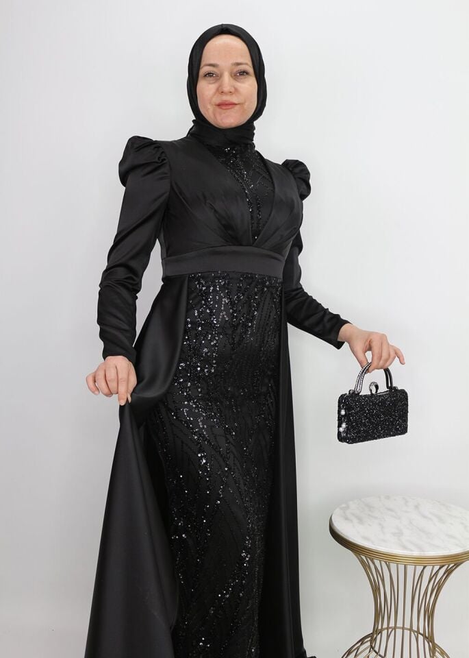 104 ÖNÜ TAŞ VE PUL İŞLEMELİ SIFIR YAKA SATEN BALIK TASARIM ABİYE ELBİİSE QYS ABİYE ELBİSE #23-03#